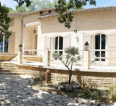 La Petite Sardine Bed & Breakfast Lirac Bagian luar foto