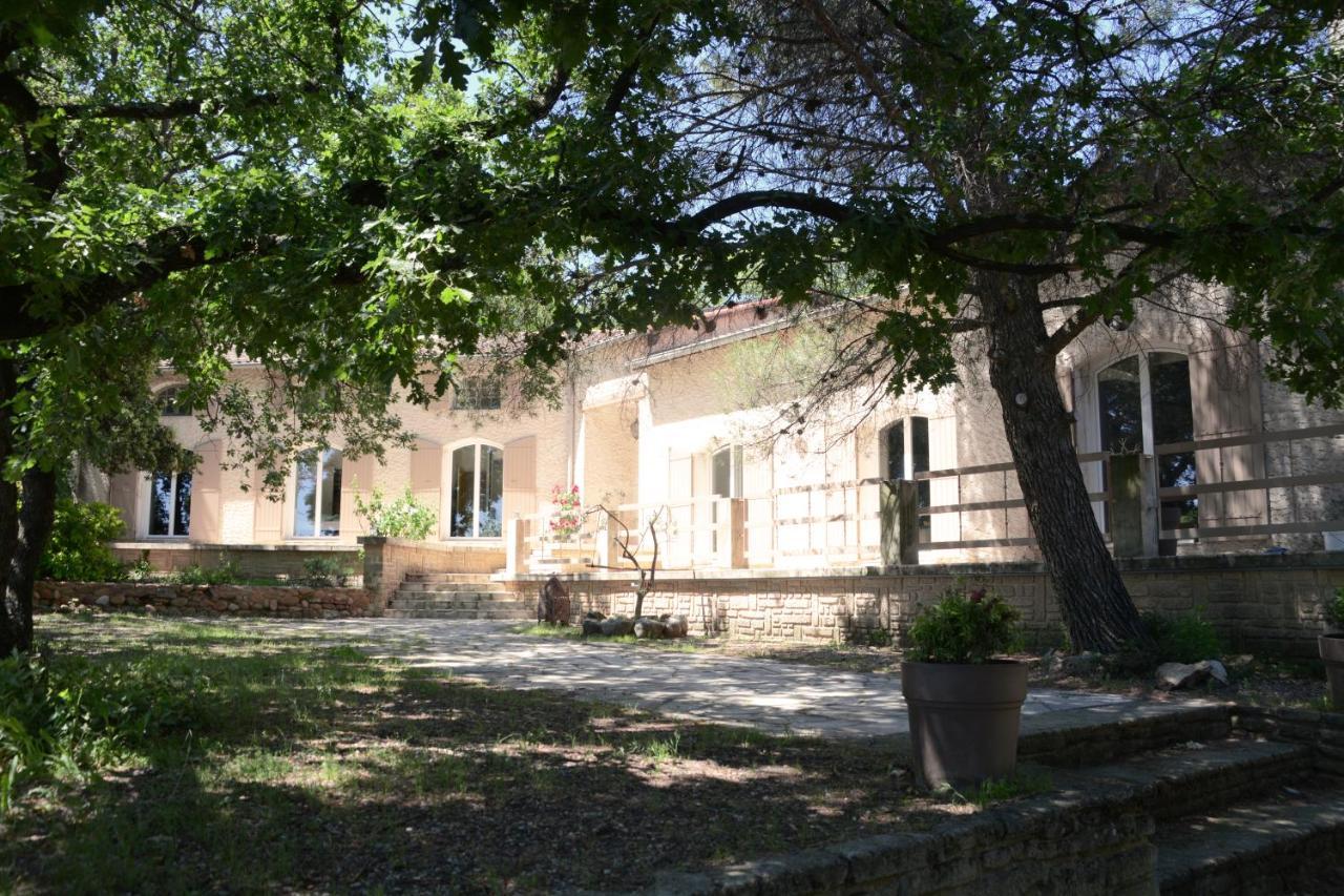 La Petite Sardine Bed & Breakfast Lirac Bagian luar foto