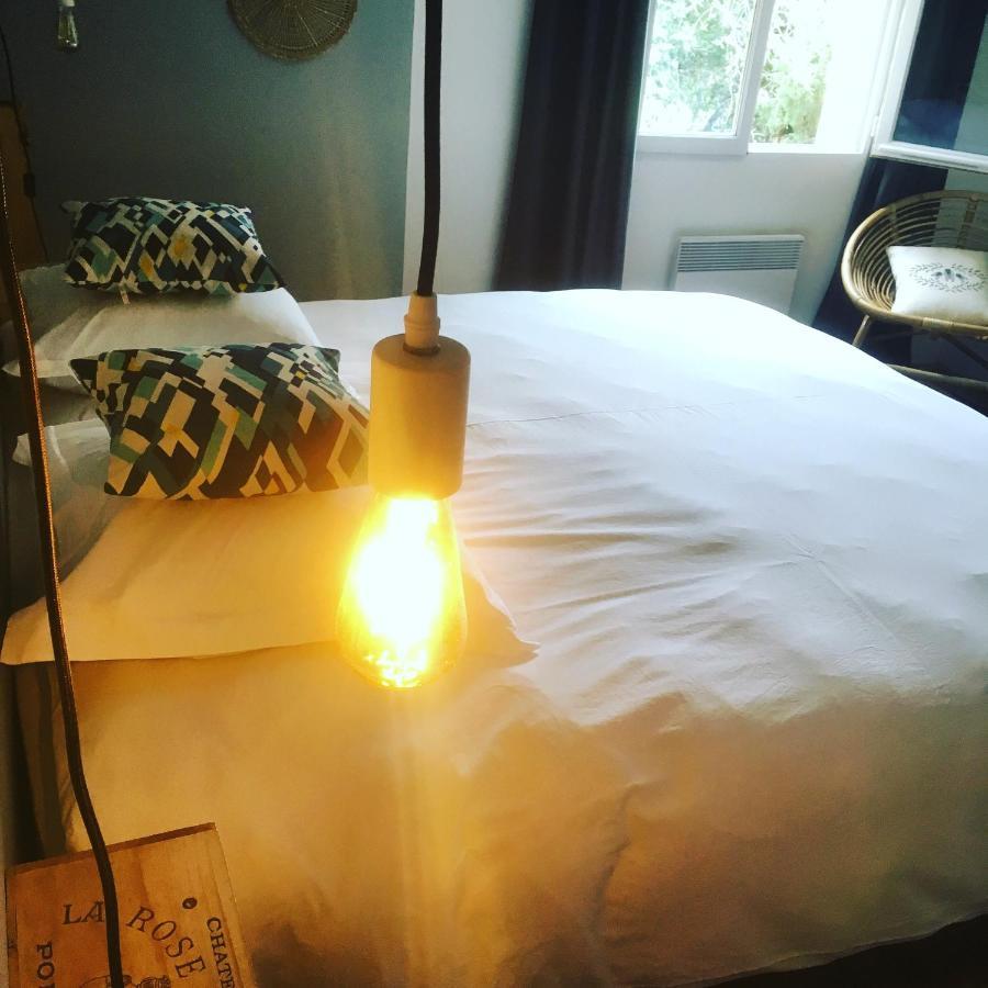 La Petite Sardine Bed & Breakfast Lirac Bagian luar foto
