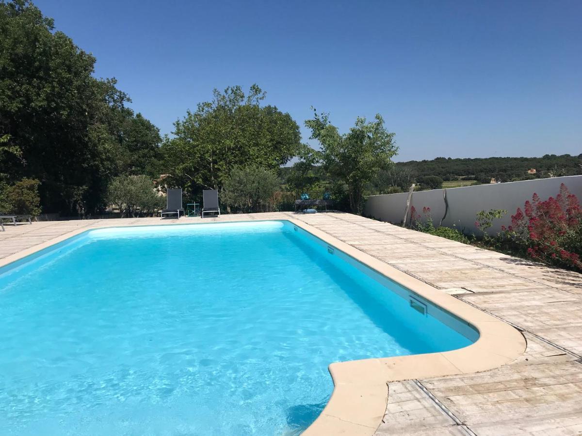 La Petite Sardine Bed & Breakfast Lirac Bagian luar foto