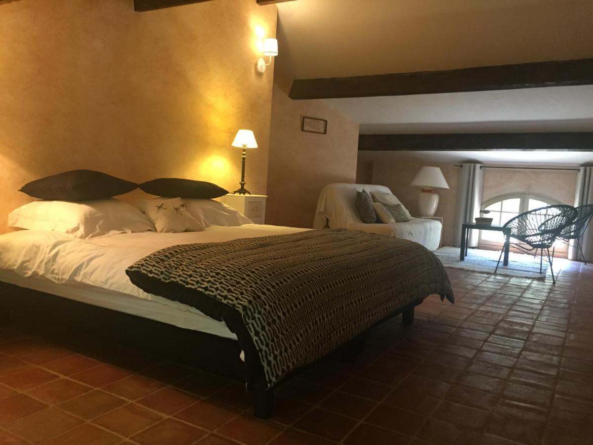 La Petite Sardine Bed & Breakfast Lirac Bagian luar foto