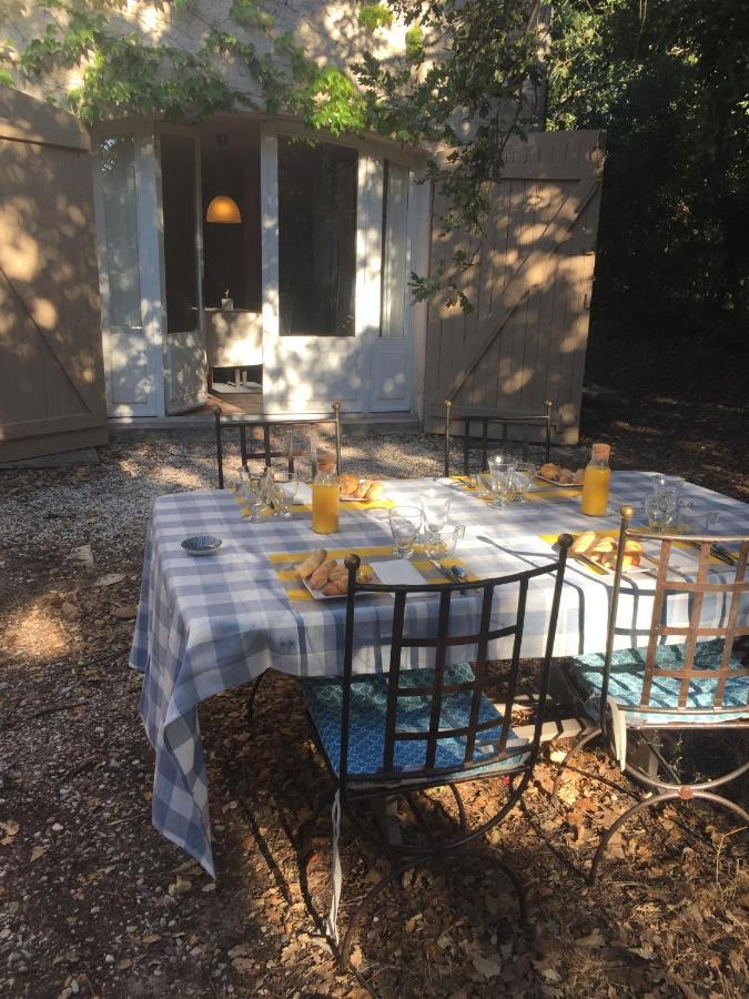 La Petite Sardine Bed & Breakfast Lirac Bagian luar foto