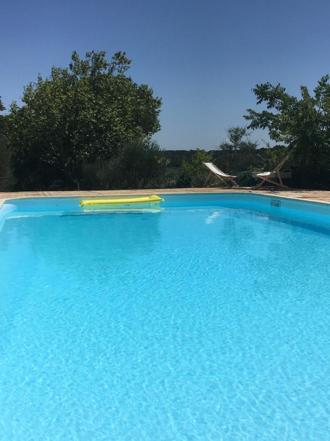 La Petite Sardine Bed & Breakfast Lirac Bagian luar foto